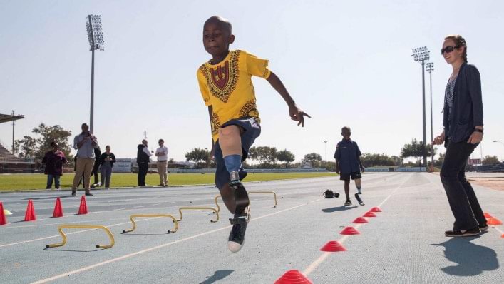 kids running